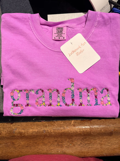Personalized Floral Embroidered “Mama” Shirt | Custom Mother’s Day Shirt | Comfort Colors Tee | Embroidered Mom Gift | Floral Name Shirt