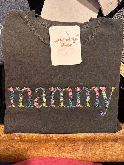Personalized Floral Embroidered “Mama” Shirt | Custom Mother’s Day Shirt | Comfort Colors Tee | Embroidered Mom Gift | Floral Name Shirt