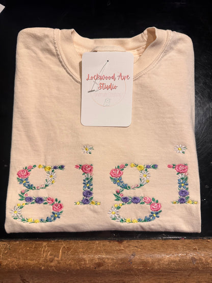Personalized Floral Embroidered “Mama” Shirt | Custom Mother’s Day Shirt | Comfort Colors Tee | Embroidered Mom Gift | Floral Name Shirt